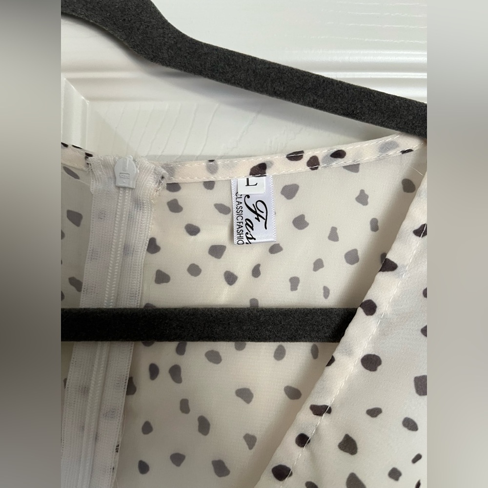 spotted romper - large - Picture 4 of 4